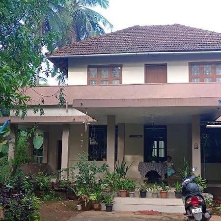 Narayanalayam Hotel Kannur Bagian luar foto