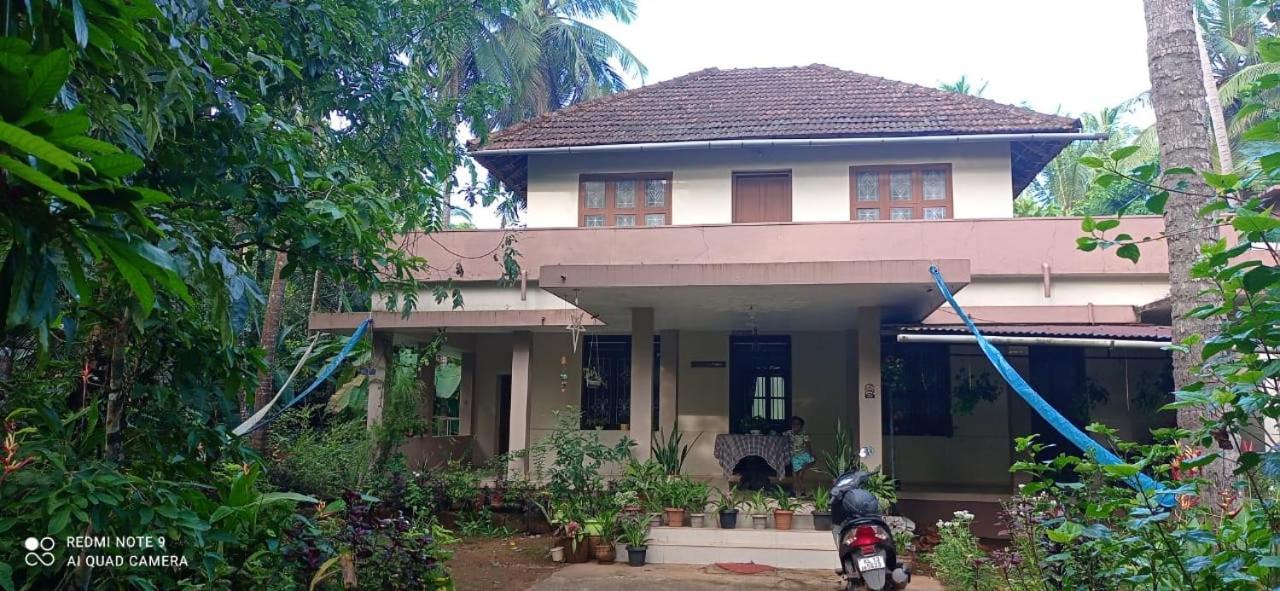 Narayanalayam Hotel Kannur Bagian luar foto