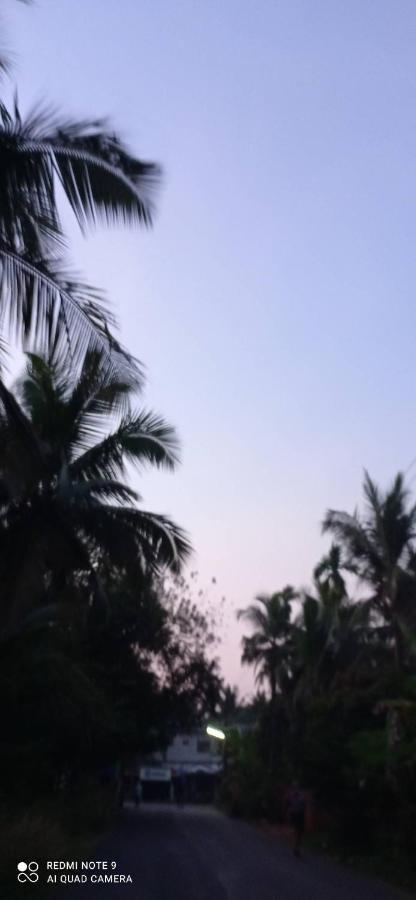 Narayanalayam Hotel Kannur Bagian luar foto