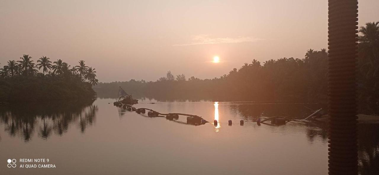 Narayanalayam Hotel Kannur Bagian luar foto