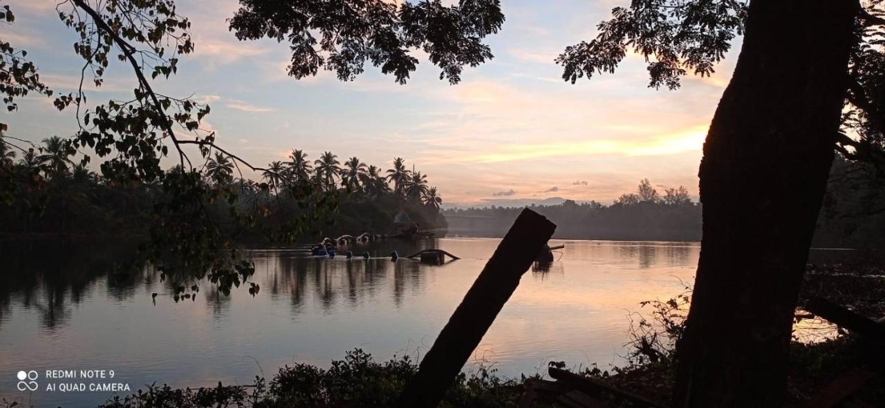 Narayanalayam Hotel Kannur Bagian luar foto